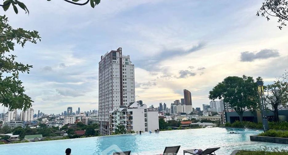 For sale 1 Beds condo in Phaya Thai, Bangkok