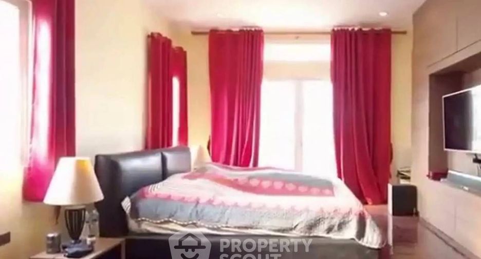 For sale 4 bedrooms house in Min Buri, Bangkok