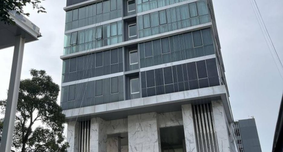For sale 1 bed condo in Bang Phlat, Bangkok