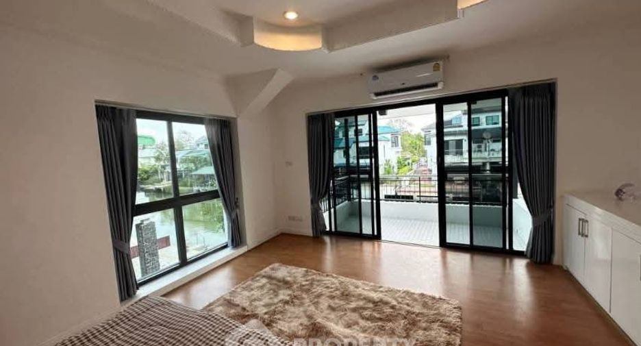 À vendre 3 chambres maison à Sattahip, Chonburi