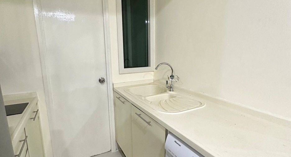 For sale 1 bed condo in Pathum Wan, Bangkok