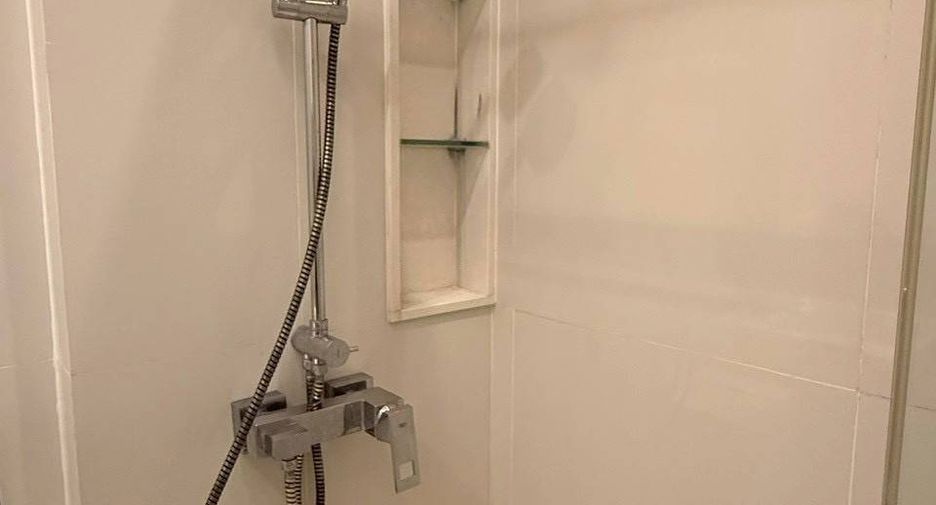 Продажа 1 кровать кондо в Чатучак, Бангкок