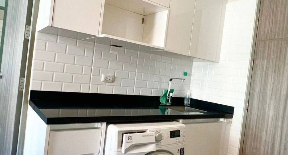 For sale 1 Beds condo in Huai Khwang, Bangkok