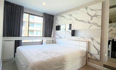 For sale 1 Beds condo in Huai Khwang, Bangkok