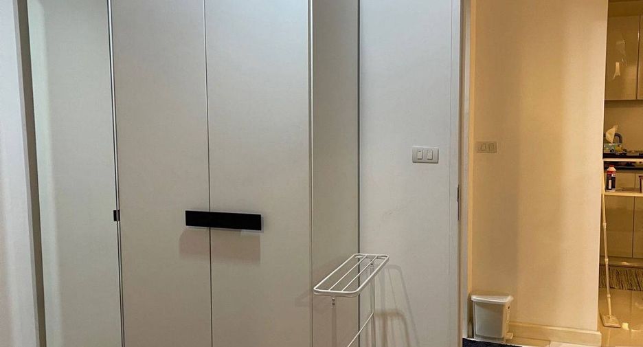 For sale 1 bed condo in Watthana, Bangkok
