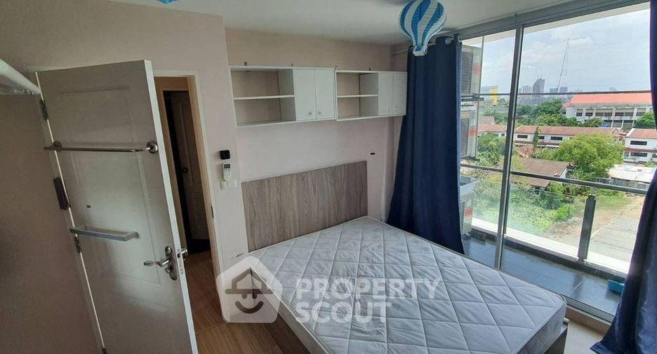 For sale 2 bedrooms condo in Bang Phlat, Bangkok