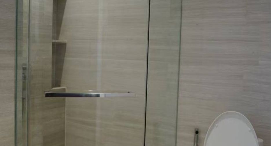 For sale 2 bedrooms condo in Khlong Toei, Bangkok