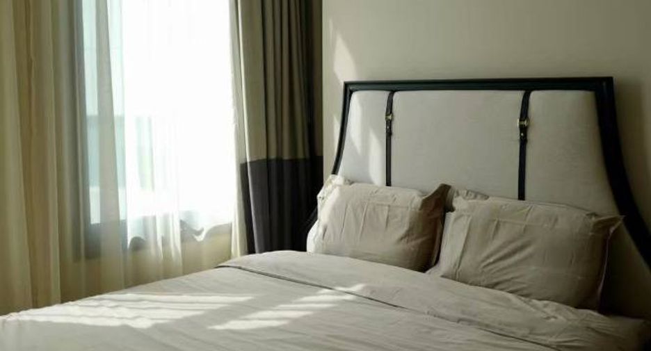 For sale 2 bedrooms condo in Khlong Toei, Bangkok