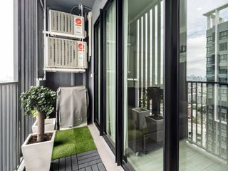 À vendre 1 chambre condo à Huai Khwang, Bangkok