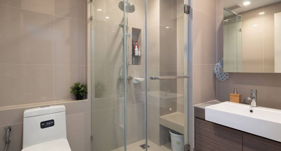 For sale 1 Beds condo in Huai Khwang, Bangkok