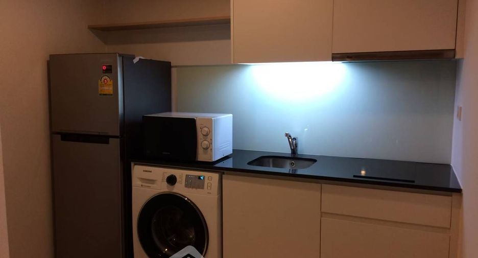 Condo en alquiler y en venta de 1 habitaciones en Watthana, Bangkok