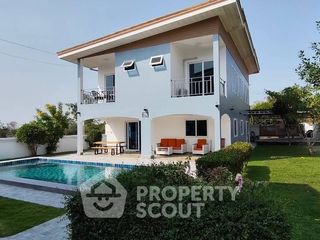 Casa en alquiler y en venta de 5 habitaciones en Bang Lamung, Chonburi