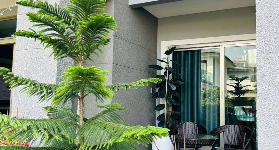 Haus zur Miete und zum Kauf mit 5 Zimmer in Saphan Sung, Bangkok