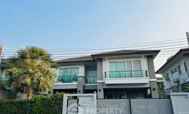 Haus zur Miete und zum Kauf mit 5 Zimmer in Saphan Sung, Bangkok