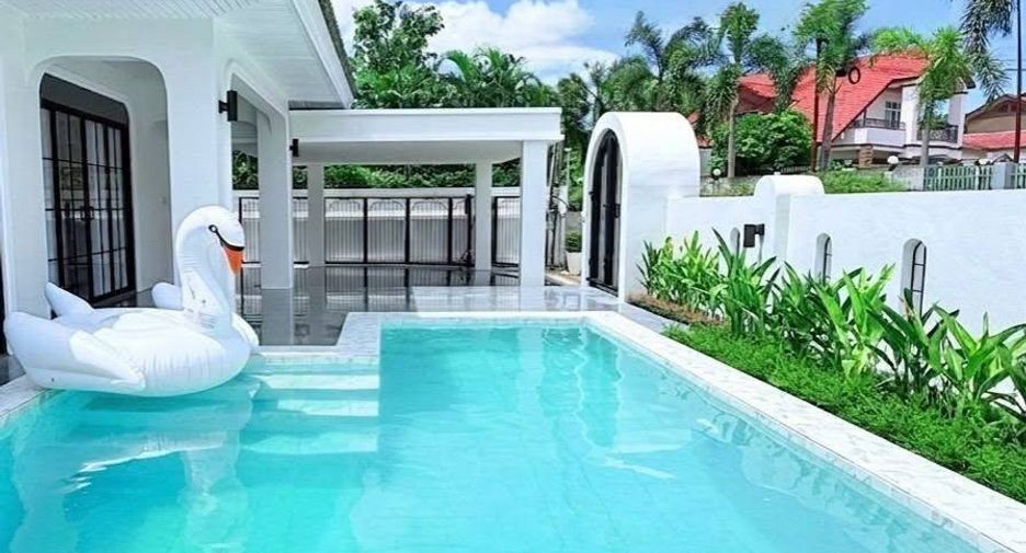 For sale 3 ベッドルーム house in East Pattaya, Pattaya
