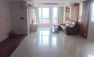 For rent そして for sale 3 ベッドルーム condo in Watthana, Bangkok