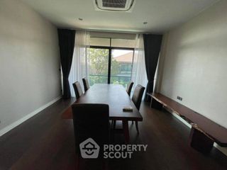For sale 4 ベッドルーム house in Bang Kapi, Bangkok