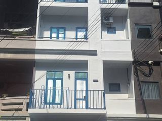 出售 10 卧室 联排别墅 在 Bang Lamung, Chon Buri