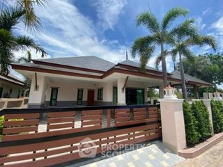 For sale 3 bedrooms villa in Bang Lamung, Chonburi