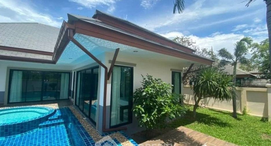 For sale 3 bedrooms villa in Huay Yai, Pattaya