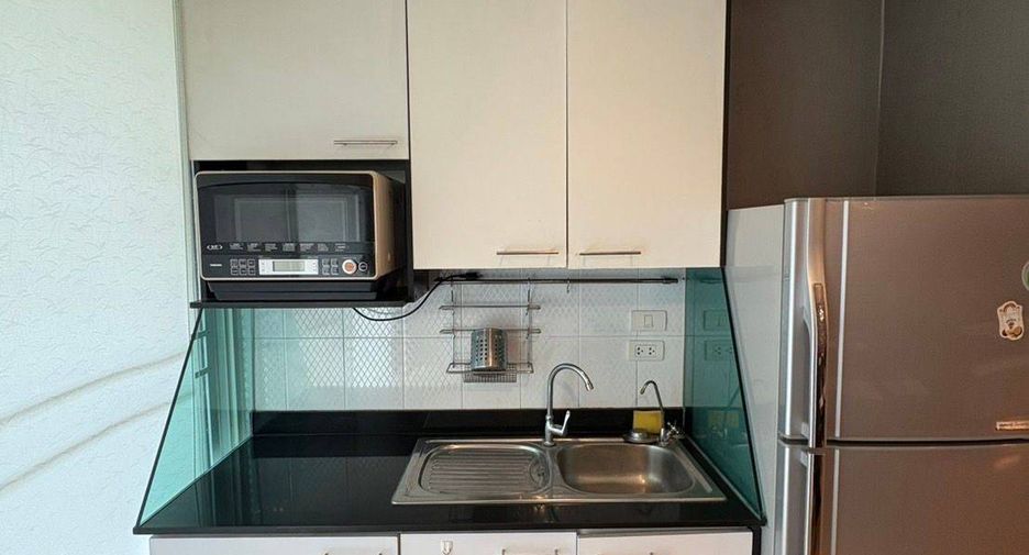 For sale 2 bedrooms condo in Watthana, Bangkok
