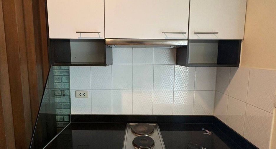 For sale 2 bedrooms condo in Watthana, Bangkok