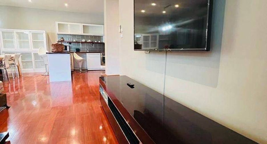 For sale 3 bedrooms condo in Pratumnak, Pattaya