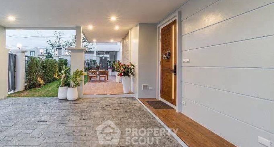 For sale 3 bedrooms villa in East Pattaya, Pattaya