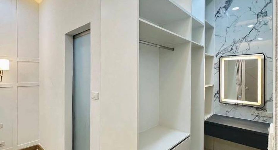 For sale 3 bedrooms condo in Sai Mai, Bangkok