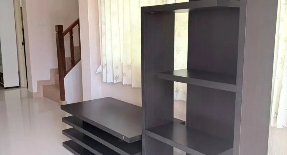 For rent 4 ベッドルーム house in San Sai, Chiang Mai