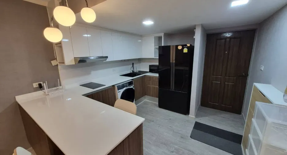 For sale 2 bedrooms condo in Phra Khanong, Bangkok