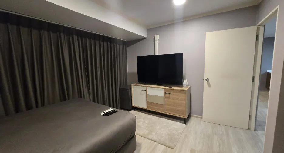 For sale 2 bedrooms condo in Phra Khanong, Bangkok