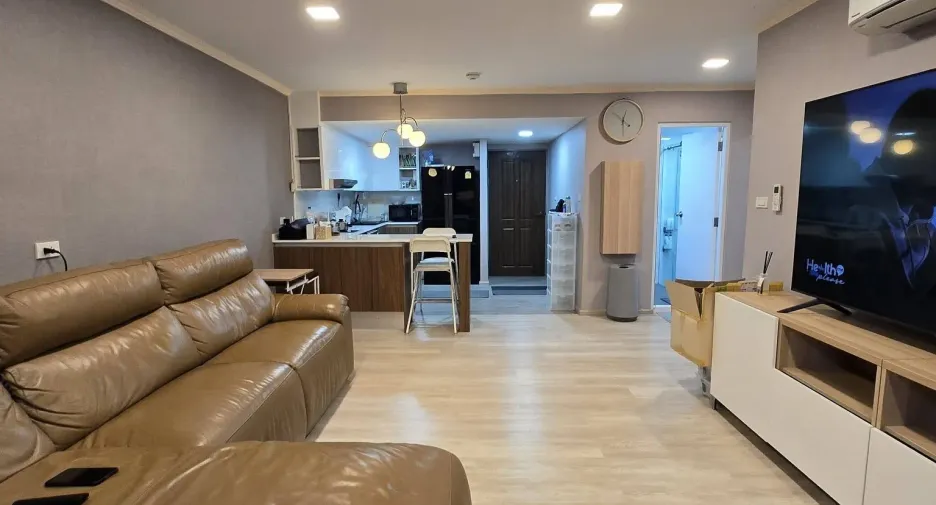 For sale 2 bedrooms condo in Phra Khanong, Bangkok