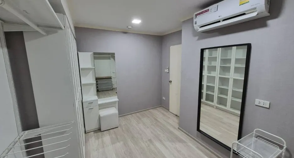 For sale 2 bedrooms condo in Phra Khanong, Bangkok