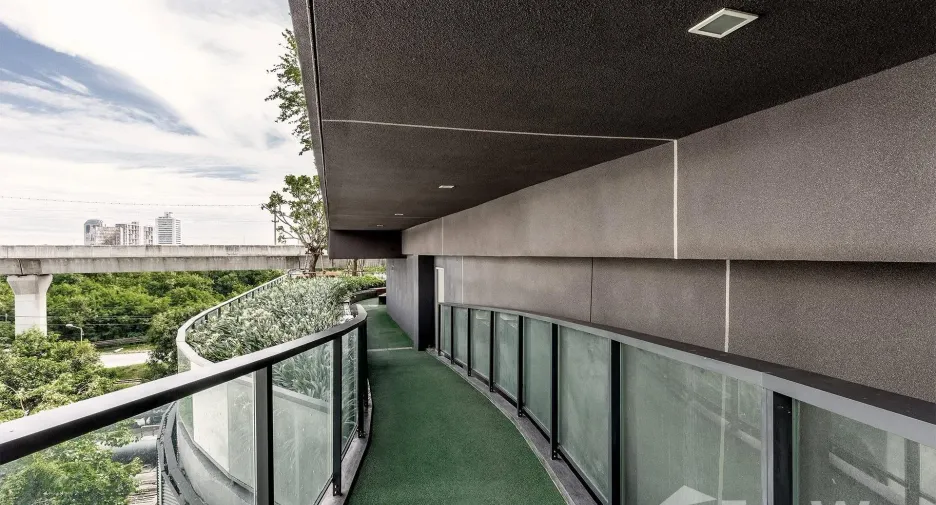 Condo en alquiler y en venta de 1 habitaciones en Watthana, Bangkok