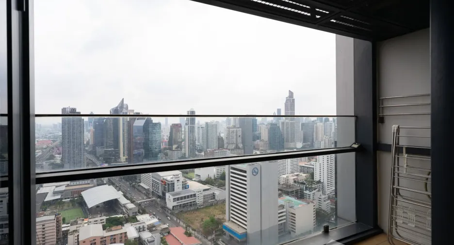 Condo en alquiler y en venta de 1 habitaciones en Watthana, Bangkok
