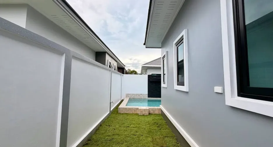 For rent 3 bedrooms villa in Thalang, Phuket