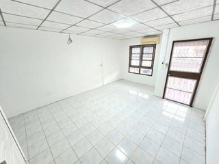 For rent 2 bedrooms house in Phra Khanong, Bangkok