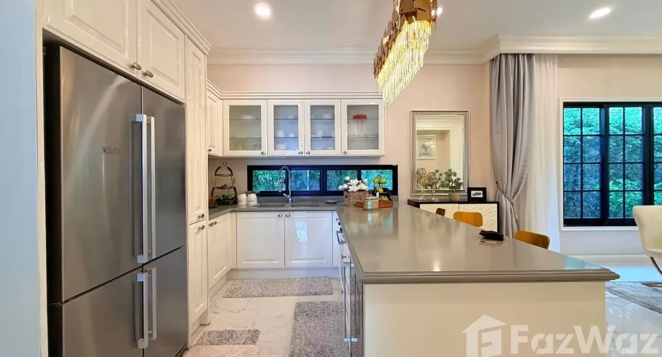 For rent 5 bedrooms house in Suan Luang, Bangkok