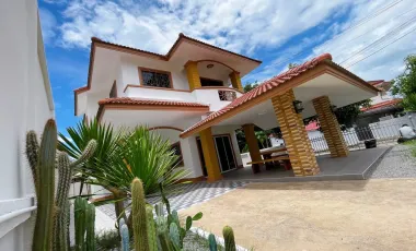 Casa en alquiler de 3 habitaciones en San Kamphaeng, Chiang Mai