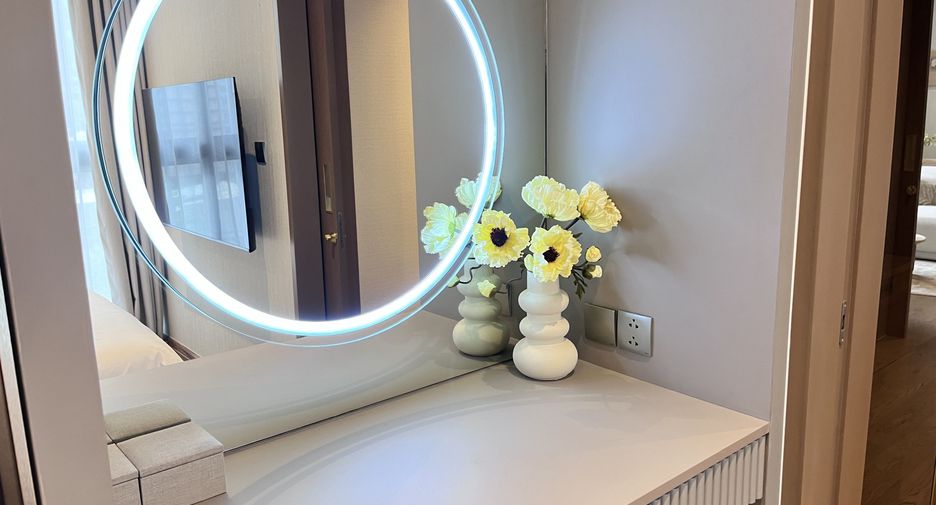 For rent 2 bedrooms condo in Khlong Toei, Bangkok