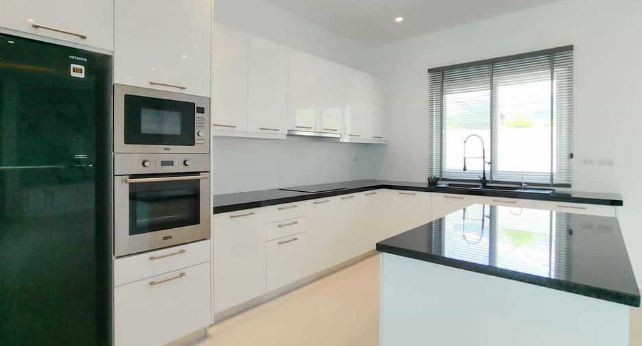 For sale 3 ベッドルーム villa in Hua Hin, Prachuap Khiri Khan