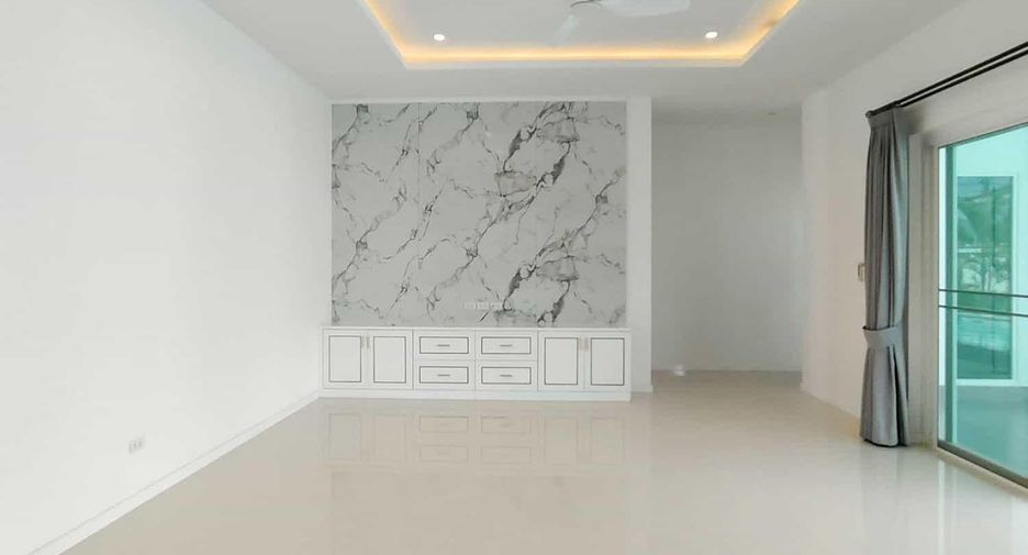 For sale 3 ベッドルーム villa in Hua Hin, Prachuap Khiri Khan