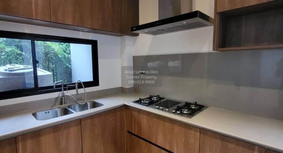 Casa en venta de 4 habitaciones en Suan Luang, Bangkok