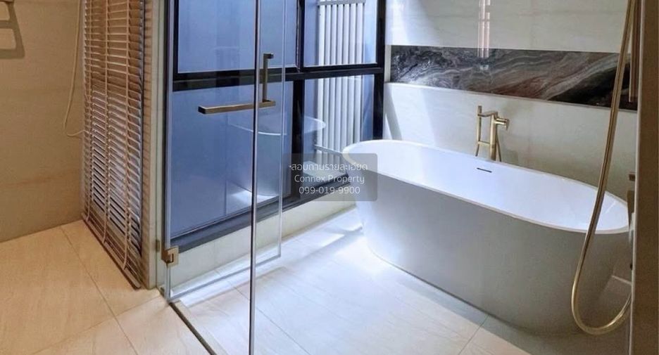 Casa en venta de 4 habitaciones en Suan Luang, Bangkok