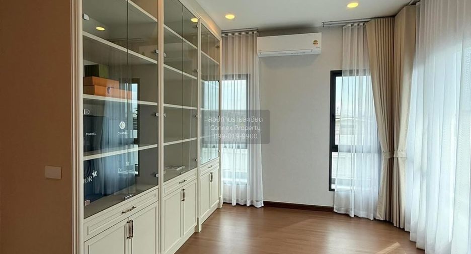 For sale 4 bedrooms house in Phra Pradaeng, Samut Prakan