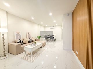 出售 3 卧室 联排别墅 在 Mueang Nonthaburi, Nonthaburi