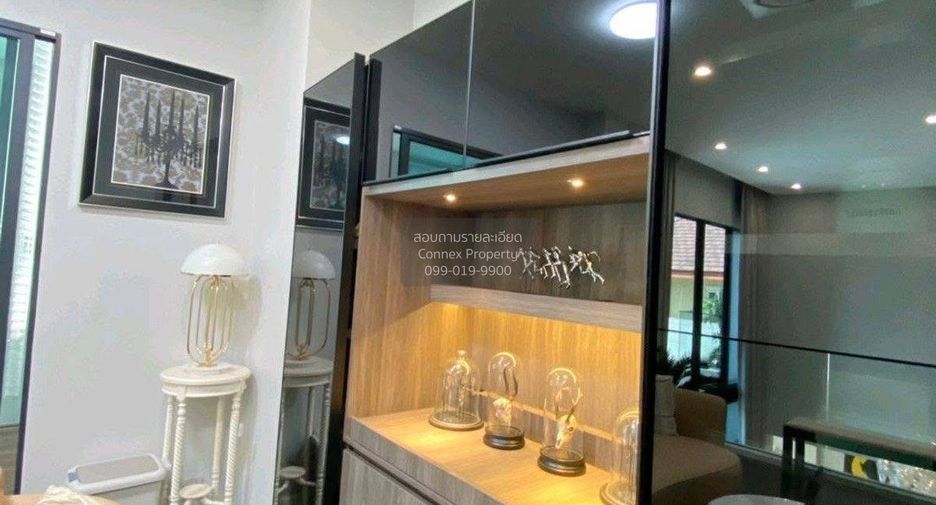 For sale 9 bedrooms house in Bang Kapi, Bangkok