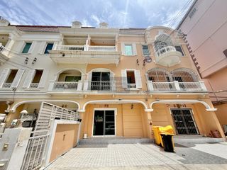 Продажа 3 спальни таунхаус в Пхаси Чароен, Бангкок