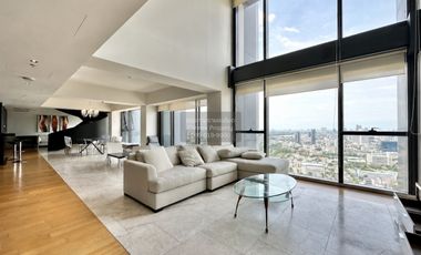 For sale 4 bedrooms condo in Sathon, Bangkok